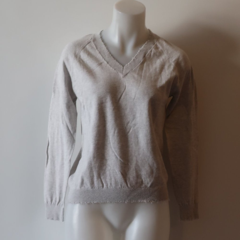 Twenty5A Gray V-Neck Distressed Sweater XS *